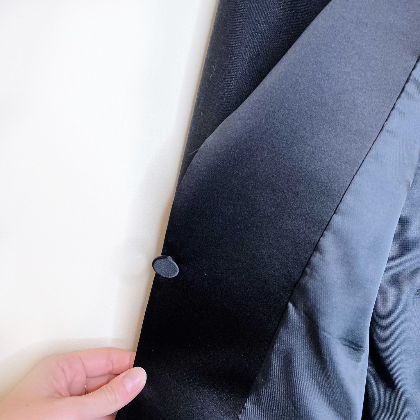 vintage men's black 2-piece saint laurent le smoking tuxedo - size 44L