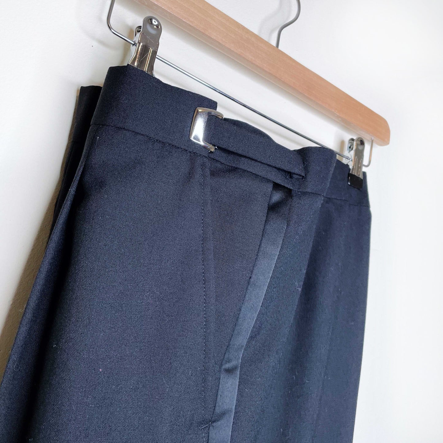 vintage men's black 2-piece saint laurent le smoking tuxedo - size 44L