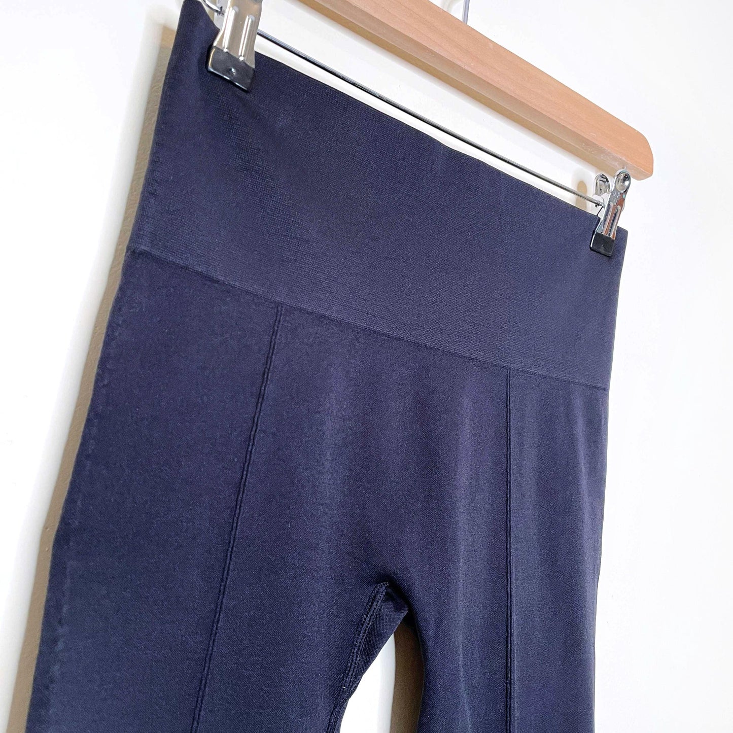 yummie tummie control cropped tights - size small