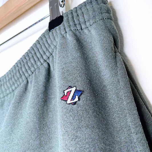 vintage jerzees 'z' cut off sweat shorts - size medium