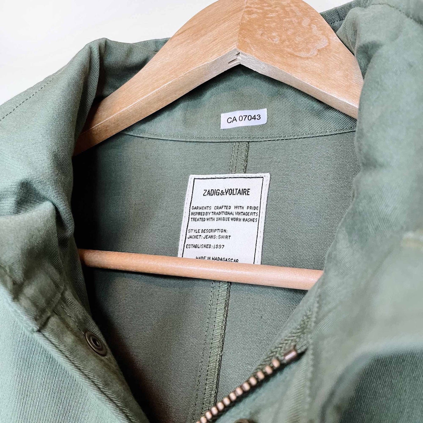 nwot zadig & voltaire kola love gold metallic army utility jacket - size medium