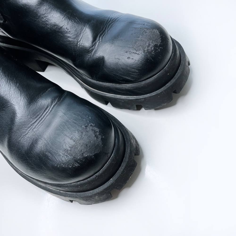 zara black leather chelsea boot chunky lug sole - size 38