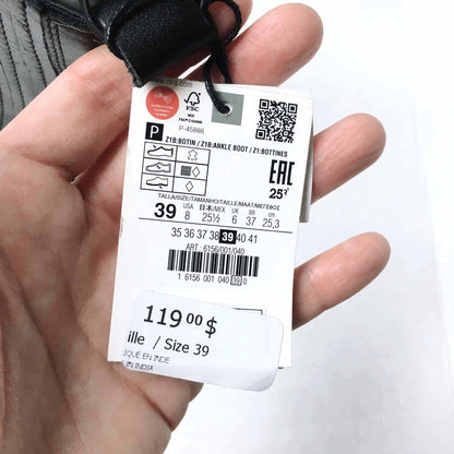 Zara black leather ankle boot - size 8