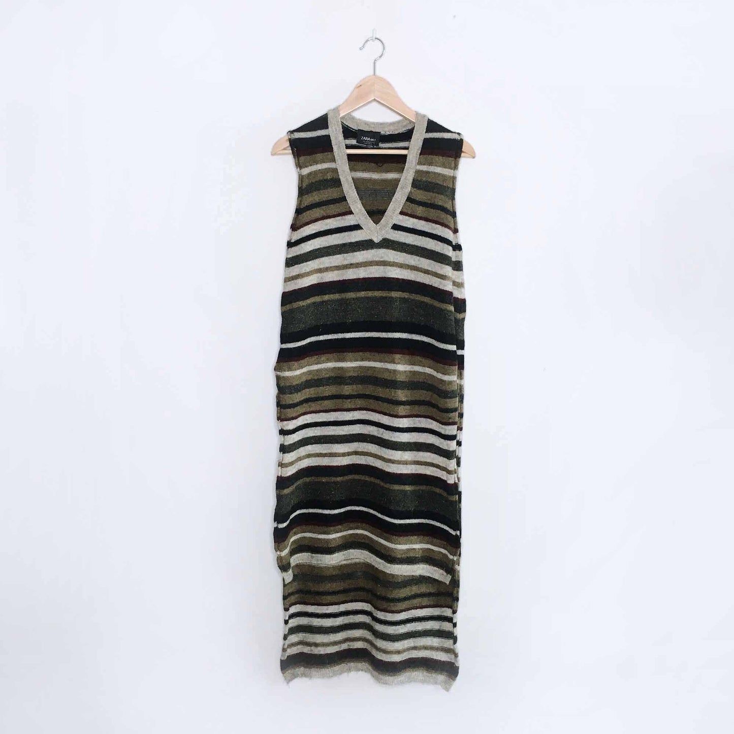 zara sleeveless striped wool-blend sweater - size large