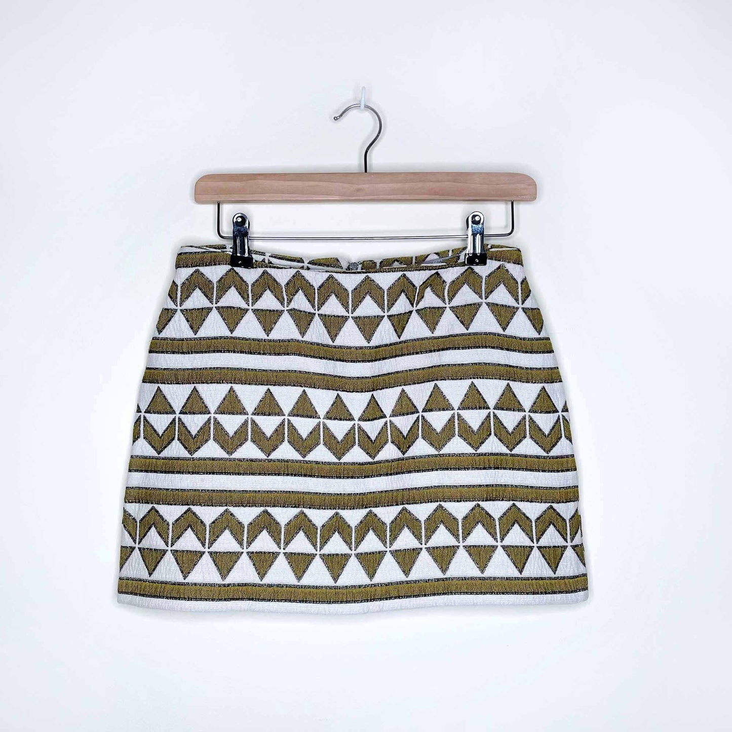 zara metallic triangle pattern quilted mini skirt - size small