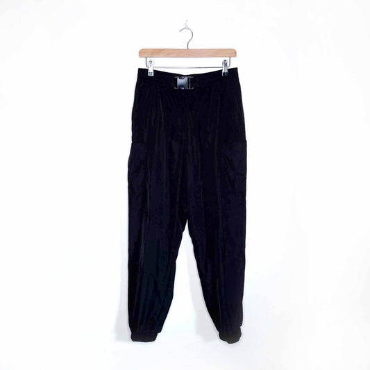 zara nylon utility cargo jogging pants - size medium