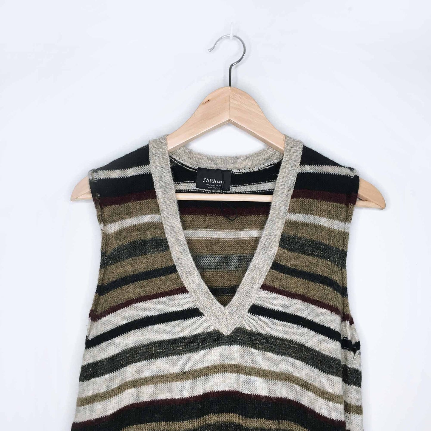 zara sleeveless striped wool-blend sweater - size large