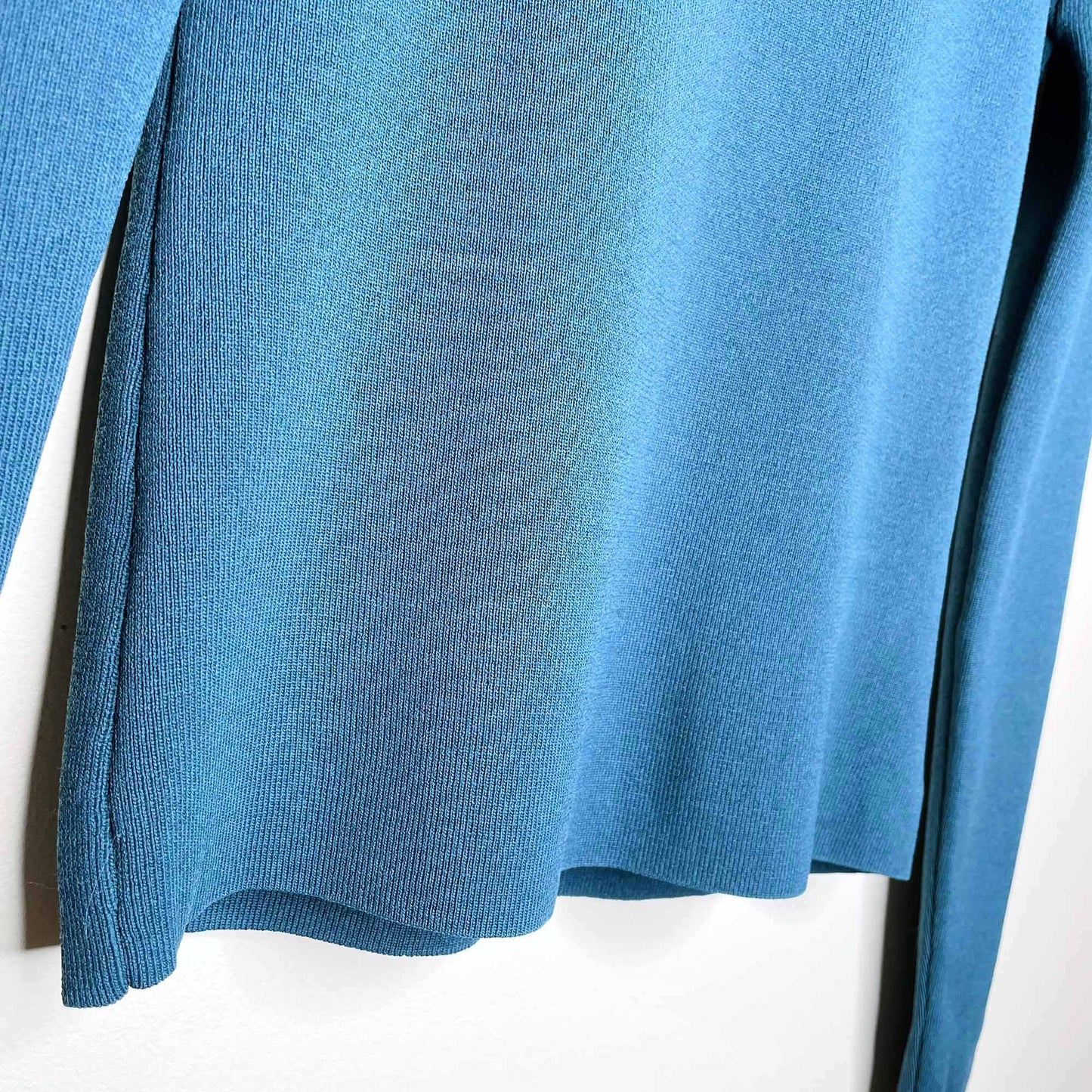 zara ribbed knit top with shoulder pads - size medium