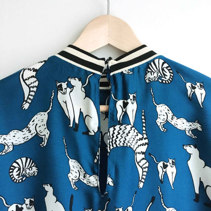 Zara printed cat blouse with knit trim - size Medium