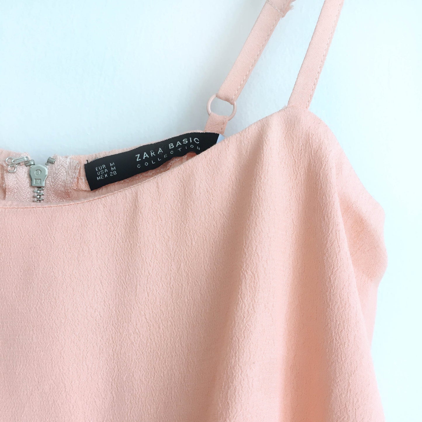 NWOT Zara peach layered crop tank - size Medium