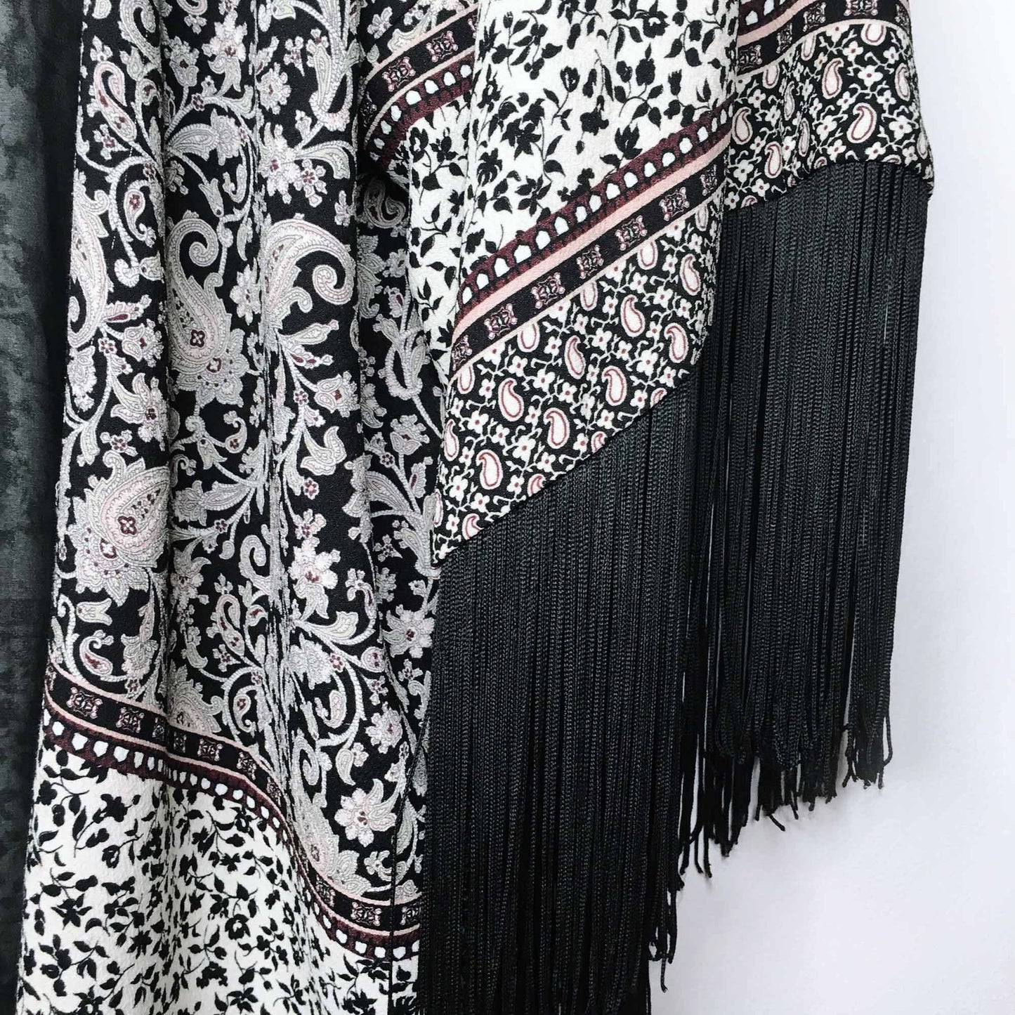 Zara Trafaluc Taller fringe kimono - size Medium