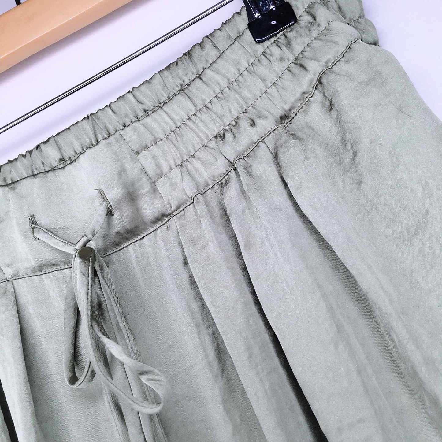 Zara drawstring high rise satin joggers - size Medium