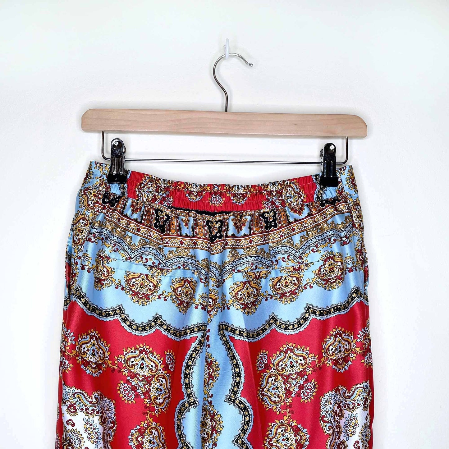 zara scarf print medallion floral satin button down and pants set - size xs