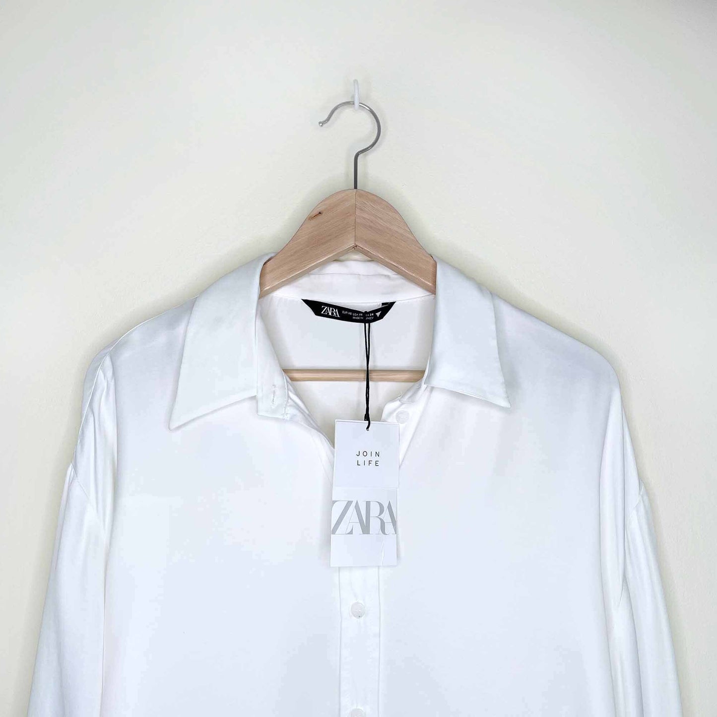 zara oversized white satin button down shirt - size xs