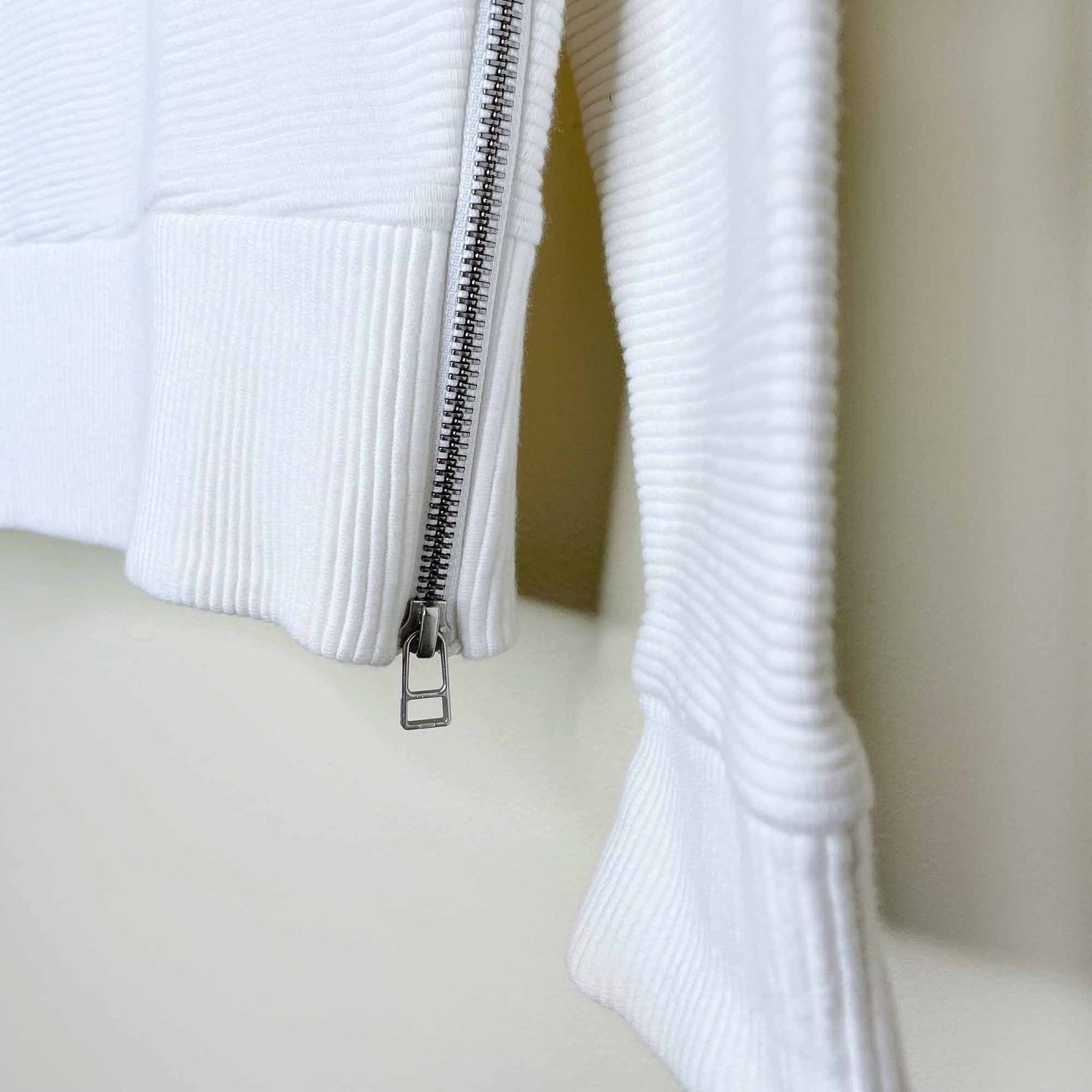 wilfred free white ribbed zuzanna sweatshirt - size xxs